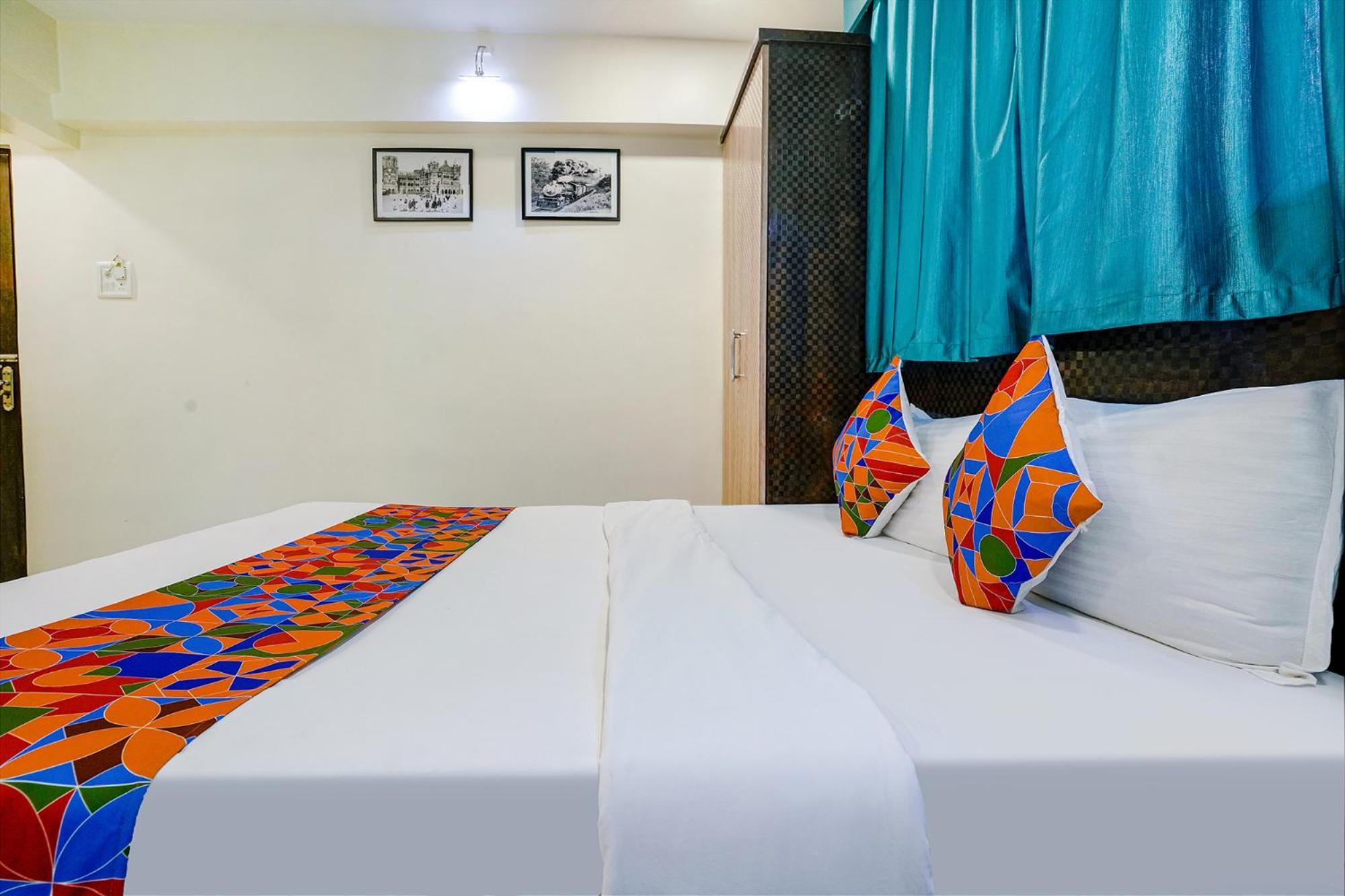Hotel Bindra Elite 뭄바이 외부 사진