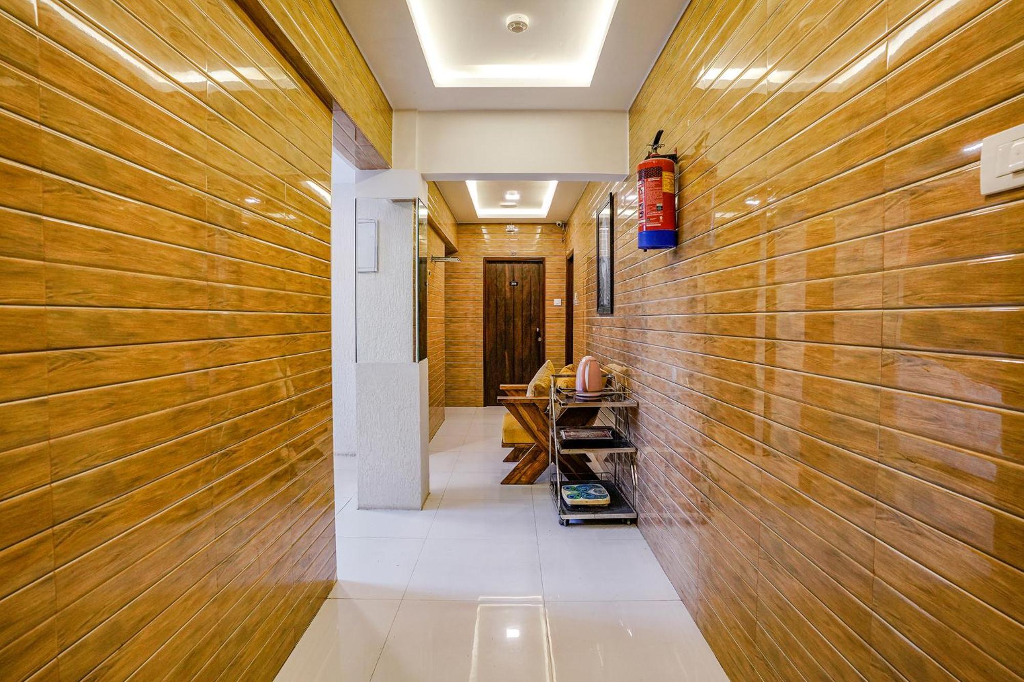 Hotel Bindra Elite 뭄바이 외부 사진